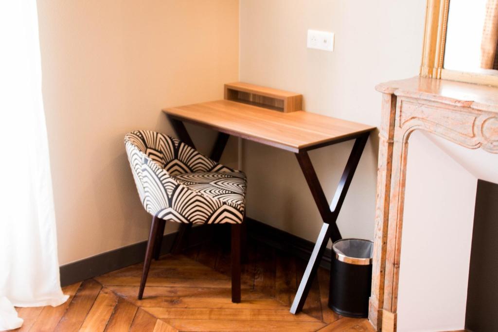 Excelsior Batignolles - Resim 17