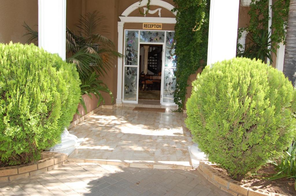 Exteriér nebo vchod ubytování Falcon Crest Suites