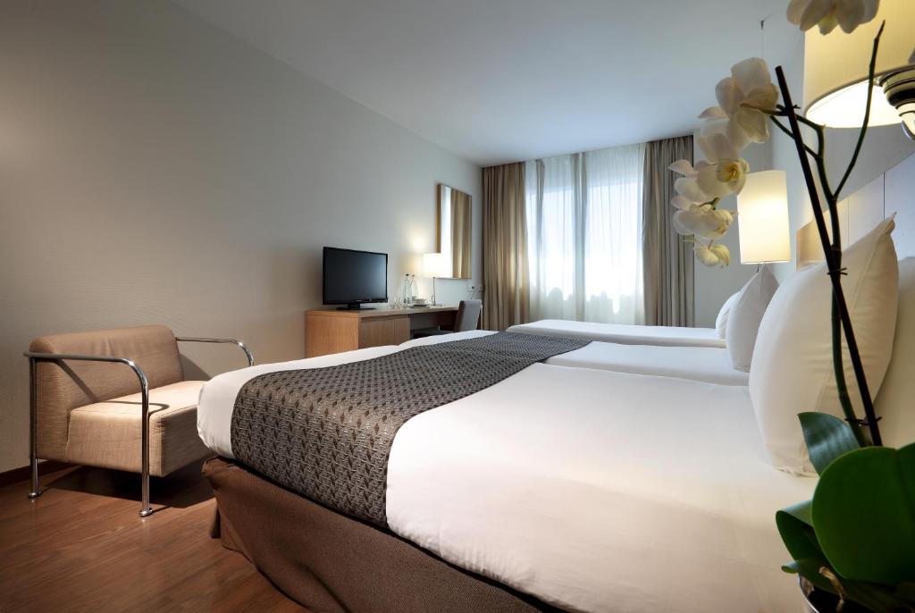 Eurostars Lucentum - Zweibettzimmer Mit Zustellbett