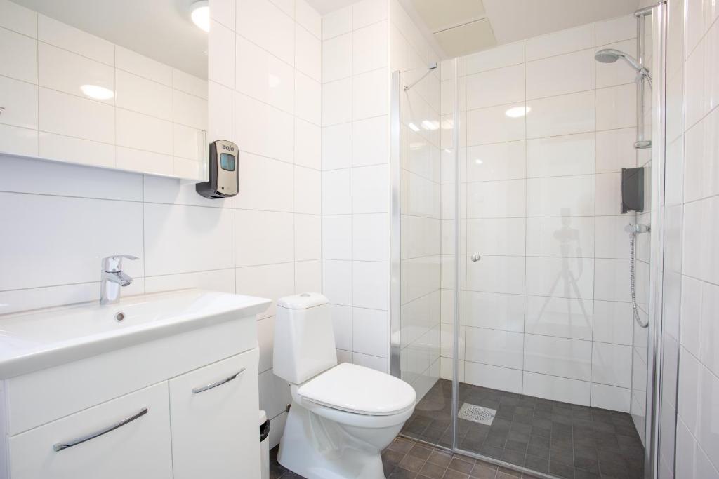 ApartDirect Älvsjö - Resim 23