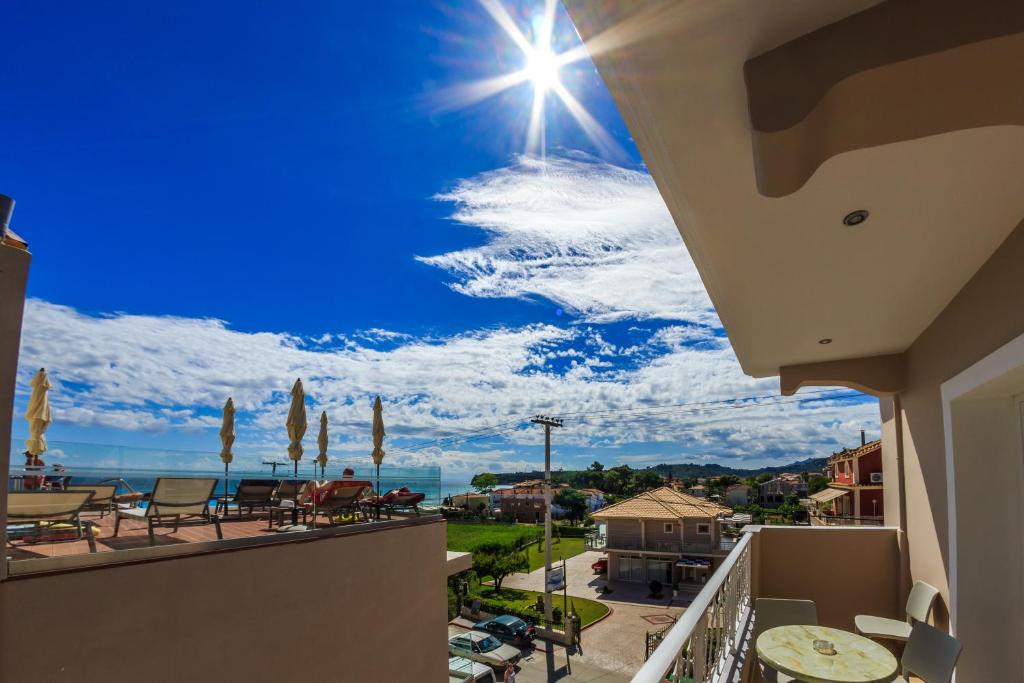 Nespecifikovaný výhled na moře nebo výhled na moře při pohledu z hotelu
