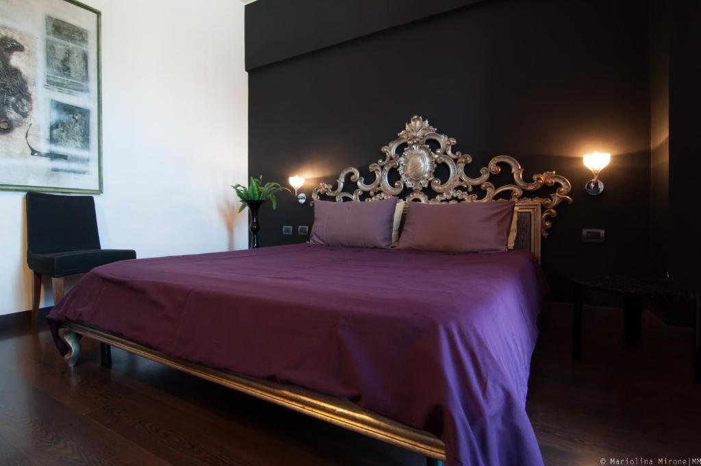 Postel nebo postele na pokoji v ubytování Eh13 Luxury Accommodation