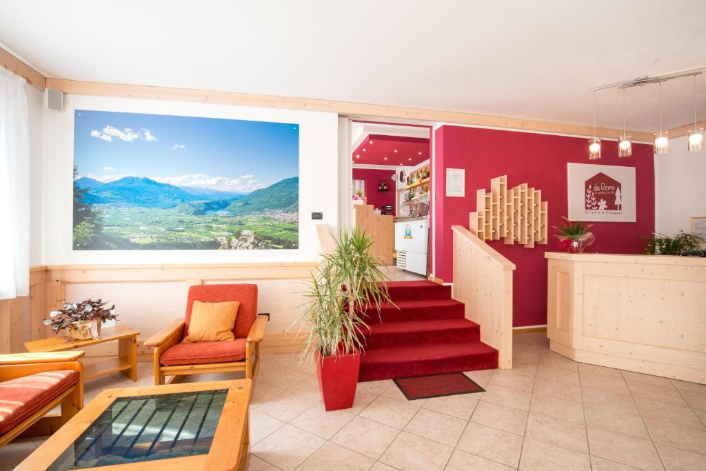 Nespecifikovaný výhled na hory nebo výhled na hory při pohledu z hotelu