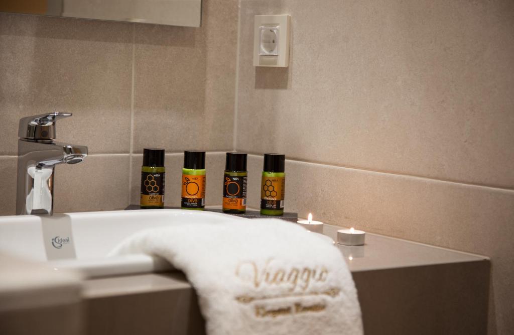 Viaggio Elegant Rooms - 14