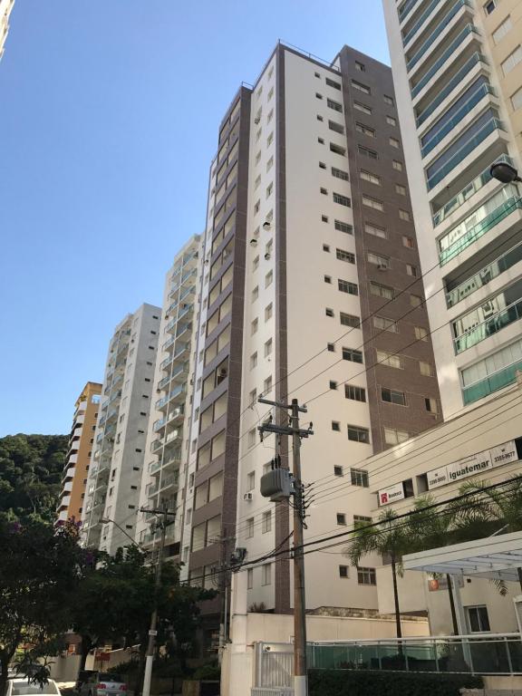  Apartamento Pitangueiras