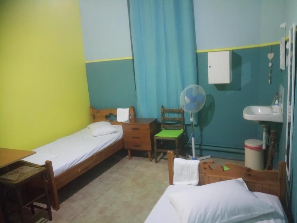 
Triple Room with Shared Toilet
