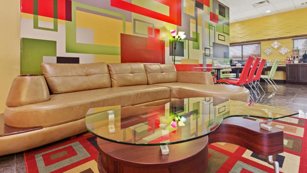 Posezení v ubytování Best Western Executive Inn