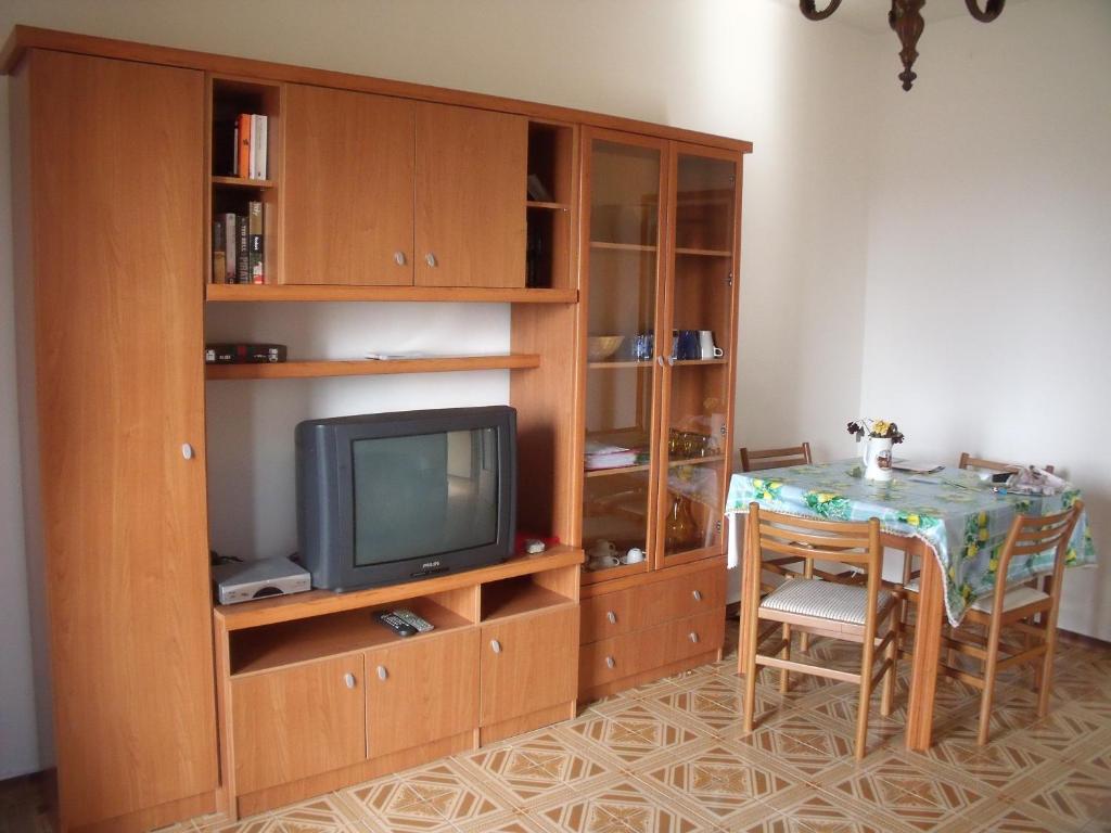 A television and/or entertainment centre at Casa Irene