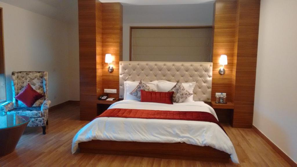 RS Sarovar Portico - Suite Junior