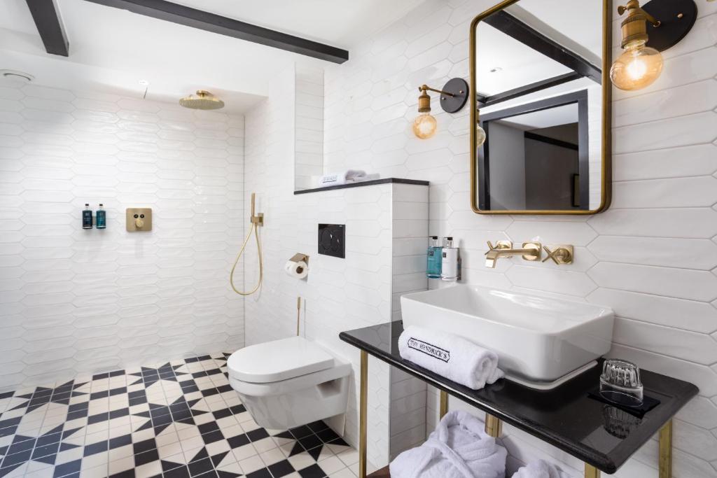 The Hendrick's Hotel