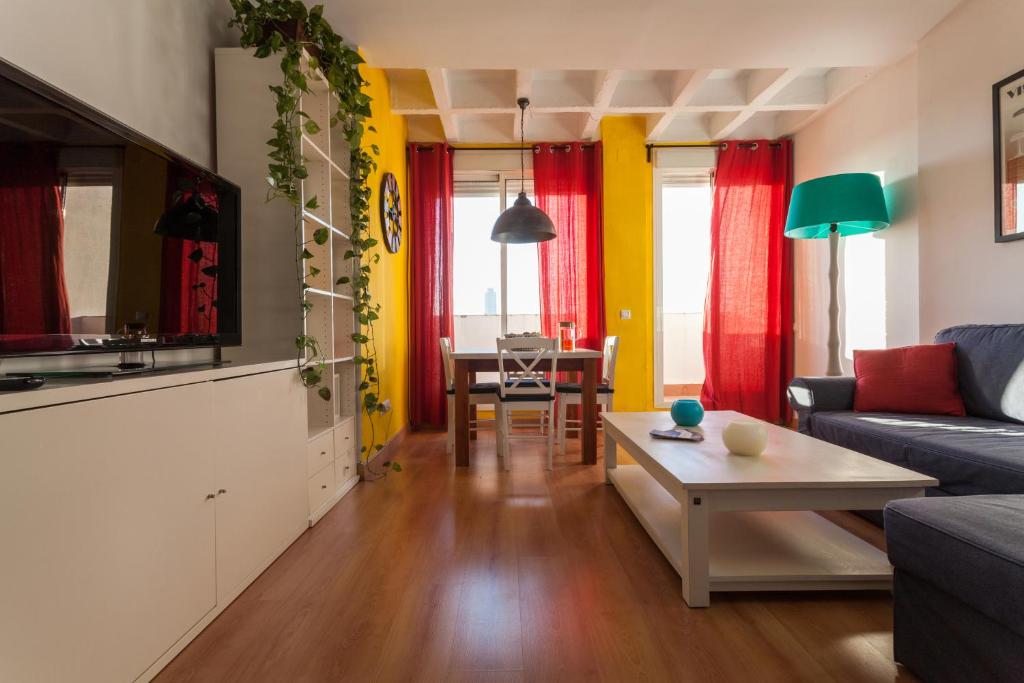 Apartment Atico Resitur Triana, Seville, Spain - Booking.com