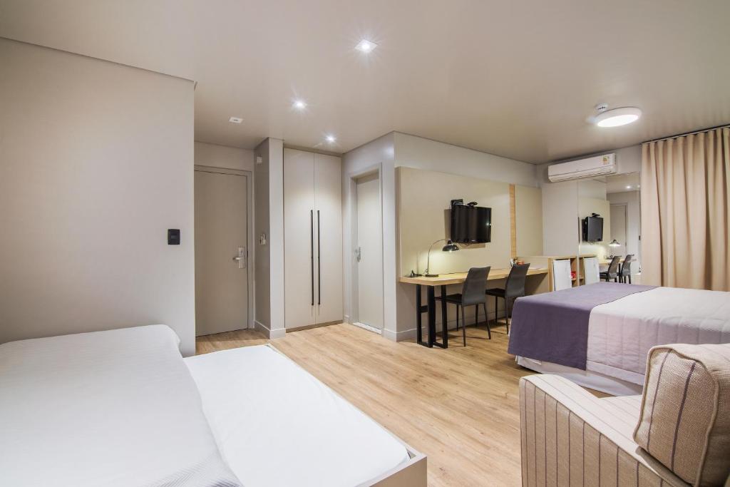  JR Hotel