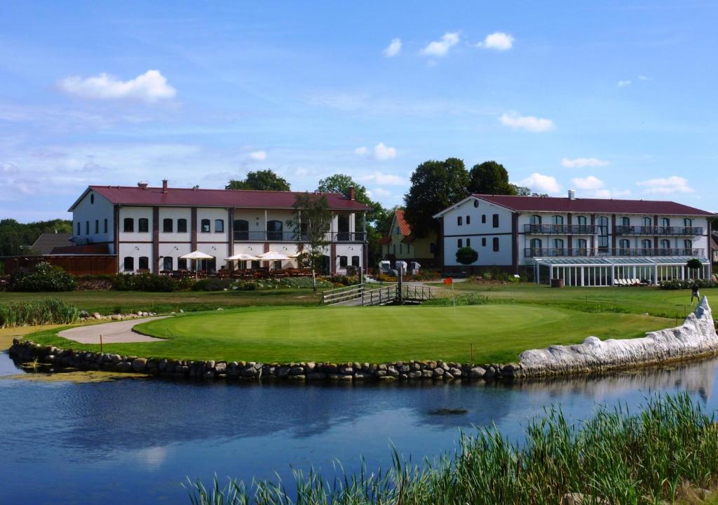 Golfpark Strelasund - Housity