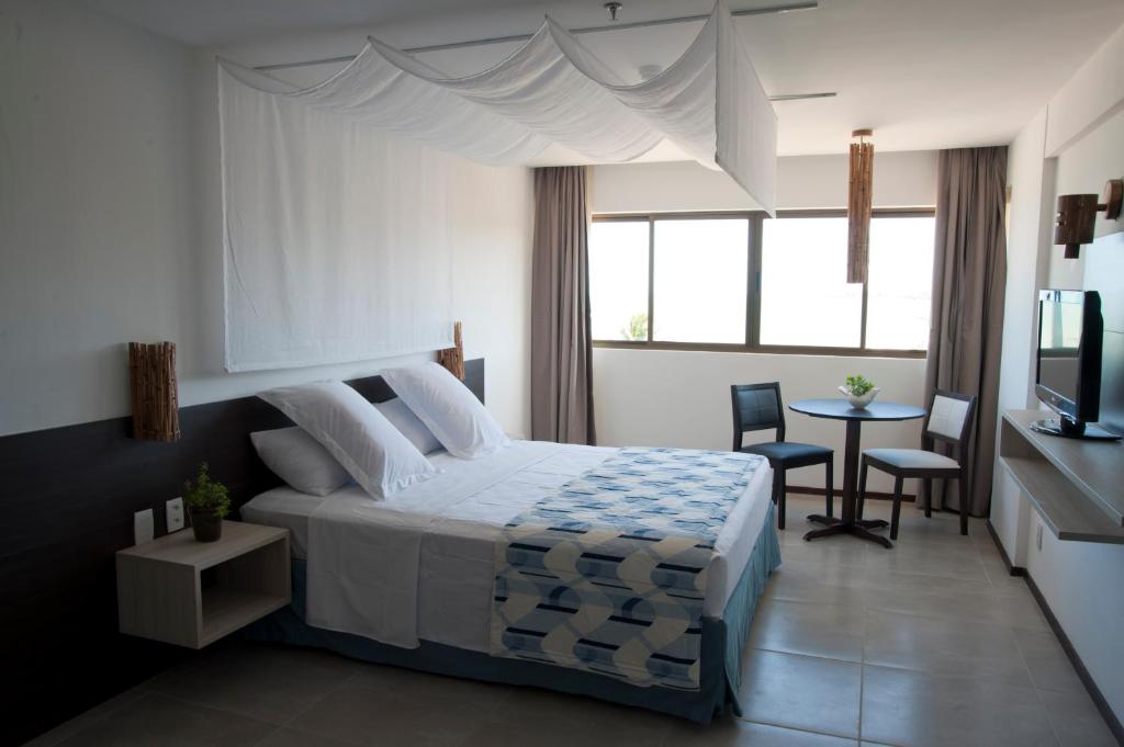  Ritz Suites Lifestyle