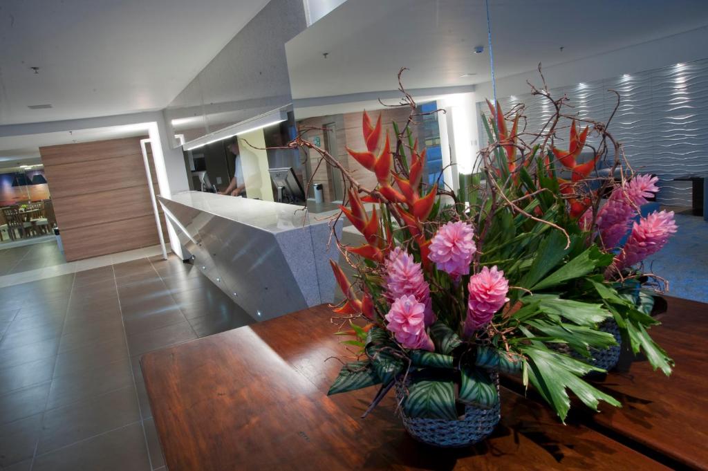  Ritz Suites Lifestyle
