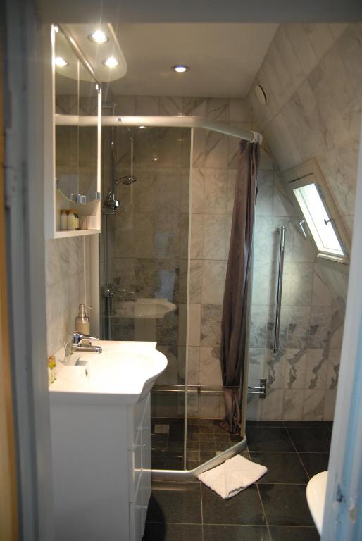 Koupelna v ubytování Hotel Sven Vintappare