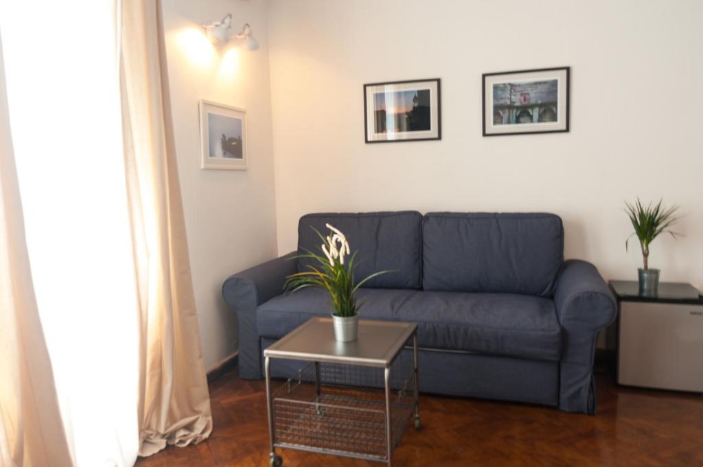 Posezení v ubytování Indigo Inn Rooms