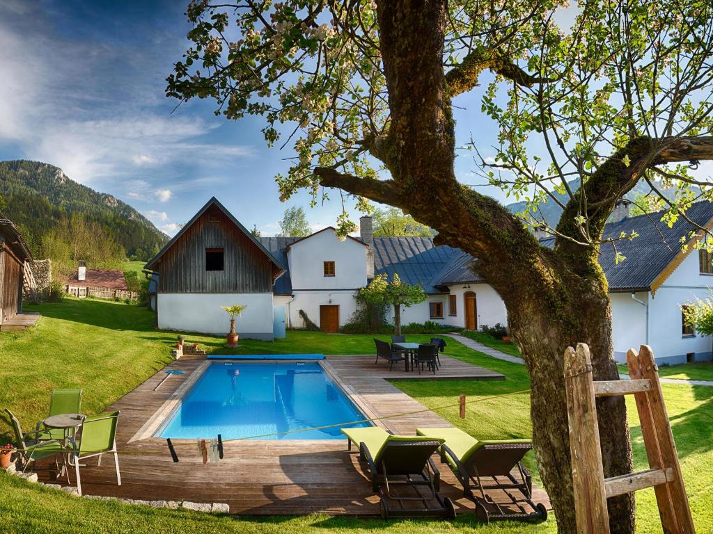 Bazén v ubytování Ferienwohnung Mariazell nebo v jeho okolí