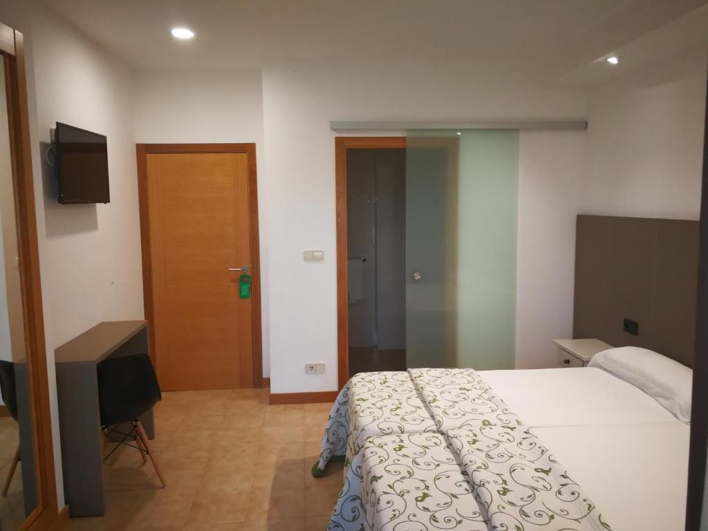 Hotel Ría Mar, Villalonga, Spain - Booking.com