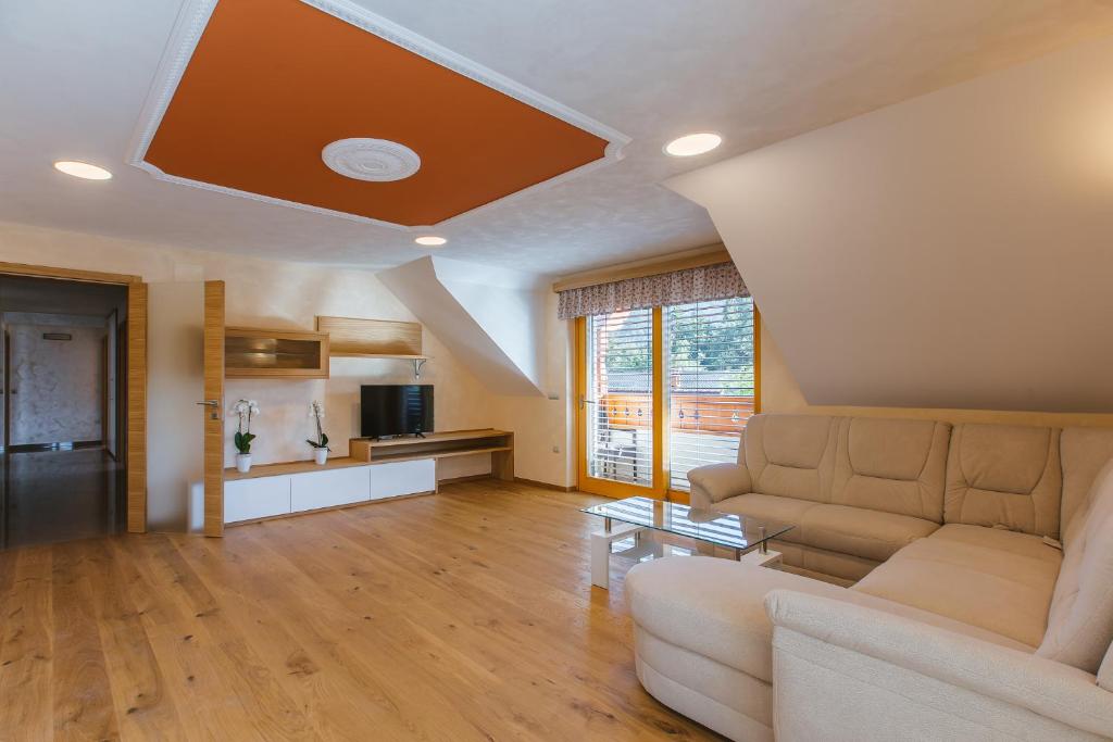 Kuchyň nebo kuchyňský kout v ubytování Apartment Ledrar