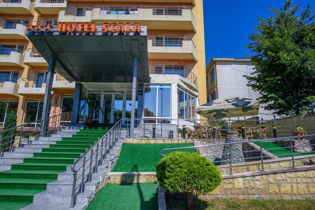 Budova, kde se hotel nachází