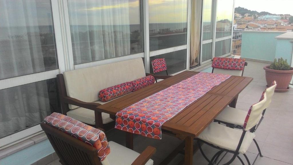 Balkon lub taras w obiekcie Sky Wellness Apartment