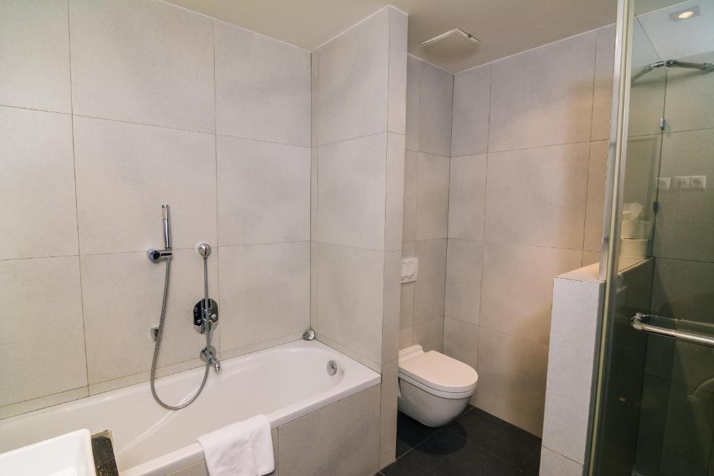 Kúpeľňa v ubytovaní Luxury Downtown Apartments