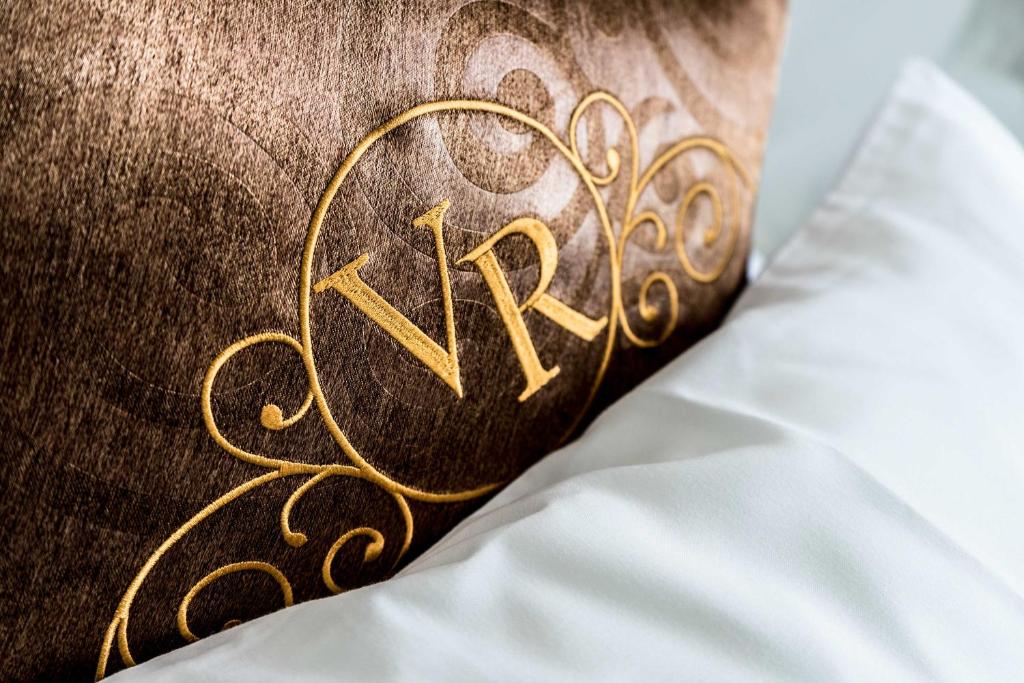 Victory Road Villas - 10