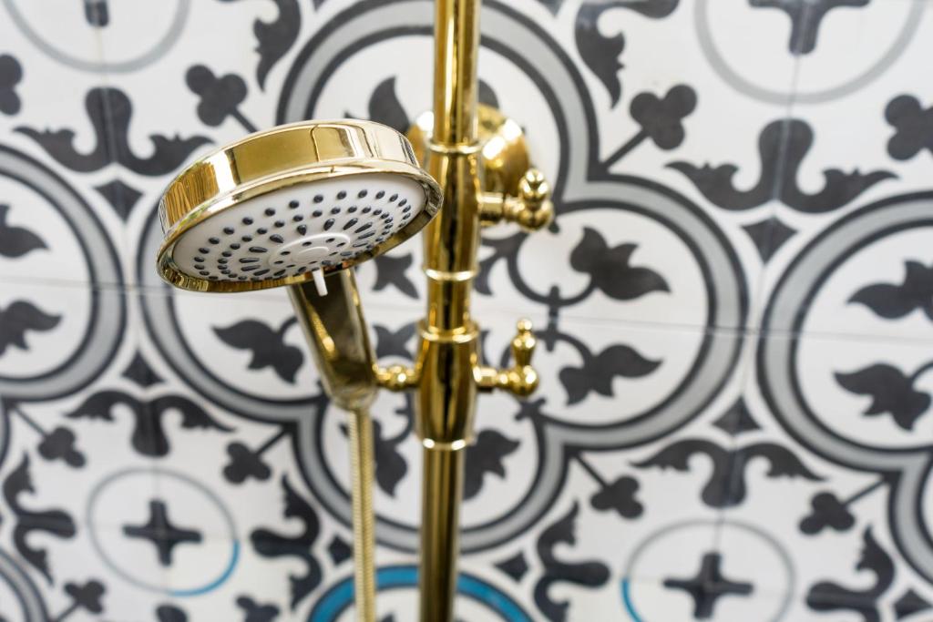 Victory Road Villas - 4