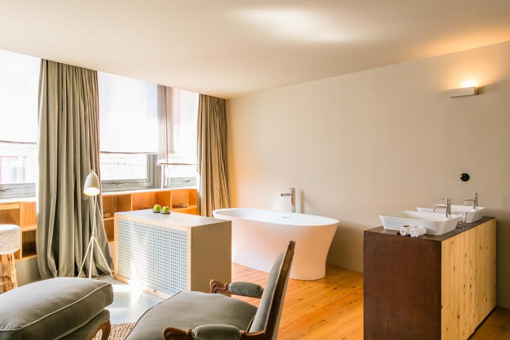 Armazém Luxury Housing- Architectural & Design Hotel - 4