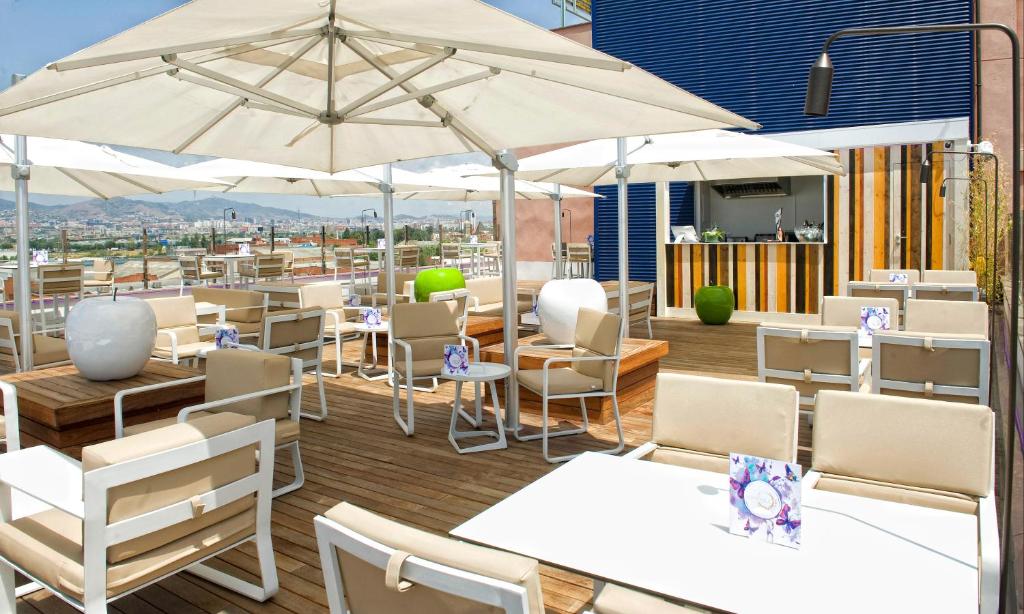 Restaurace v ubytování Salles Ciutat del Prat Barcelona Airport
