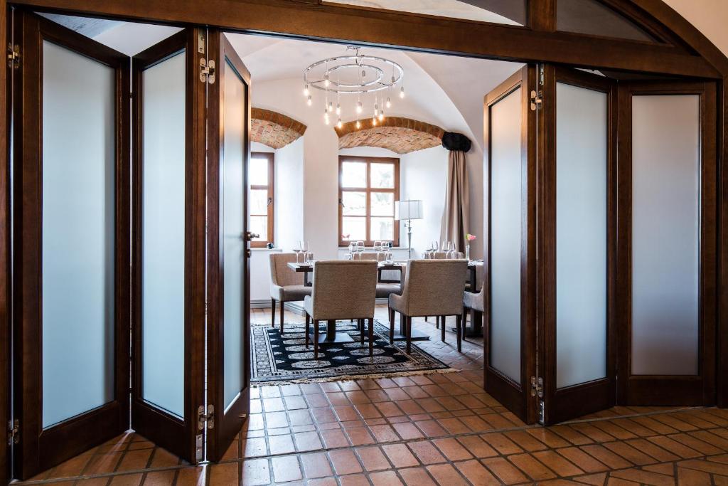 Zamek Topacz - Resim 10