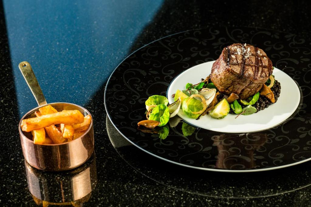 Zamek Topacz - Resim 25