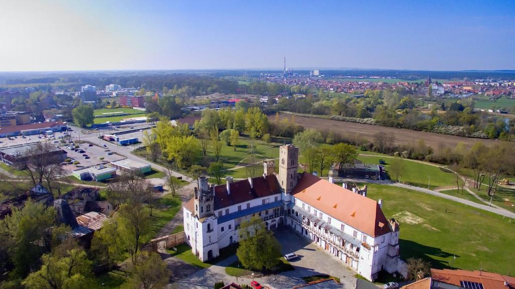Letecký snímek ubytování Zámecký penzion Rotunda