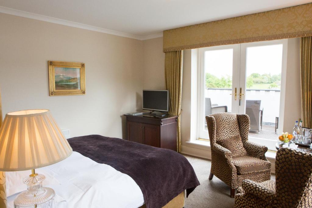 Macdonald Old England Hotel & Spa - Deluxe Balcony Room