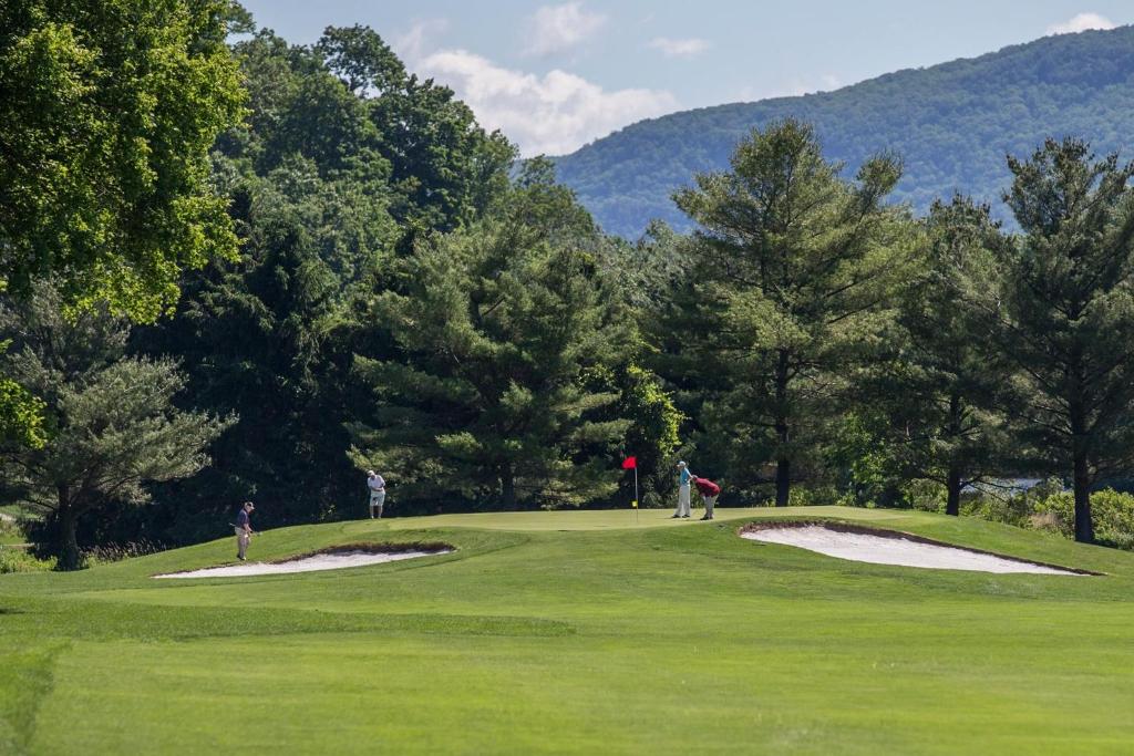 Golf v hotelu nebo okolí
