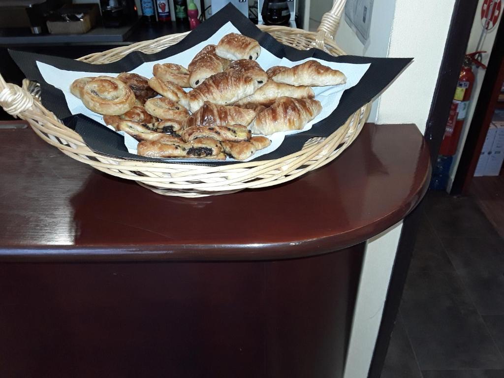Jídlo v hotelu nebo okolí