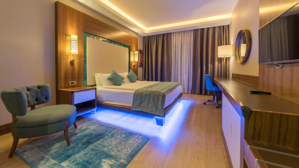 Ramada Resort Kusadasi & Golf - Sala Doble Superior - Lado De La Tierra