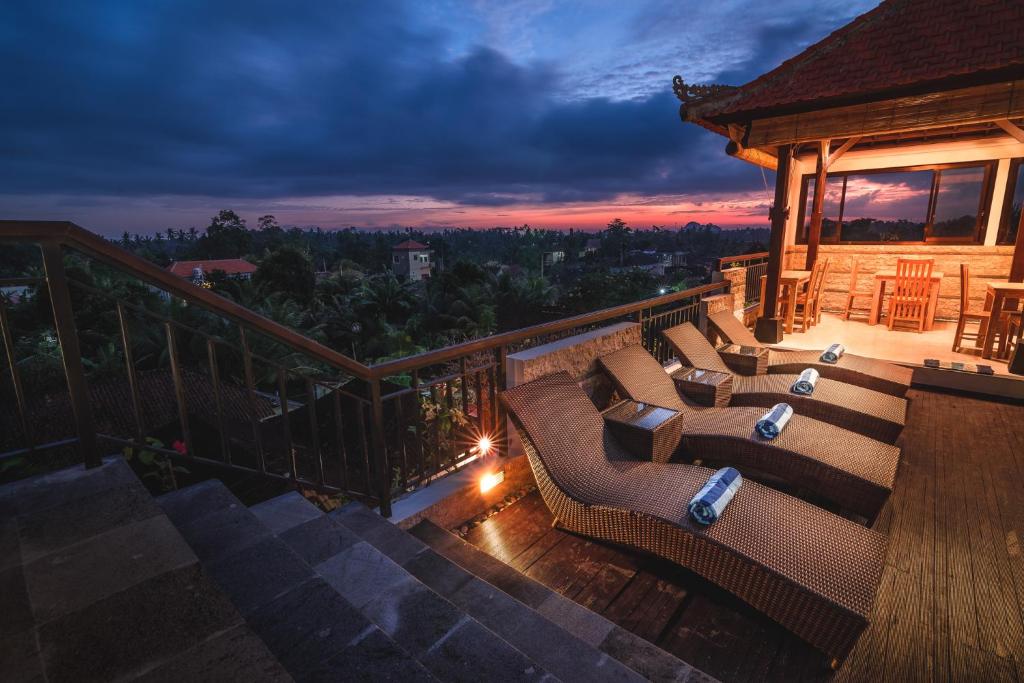 Balkón nebo terasa v ubytování Pecatu Ubud Guest House