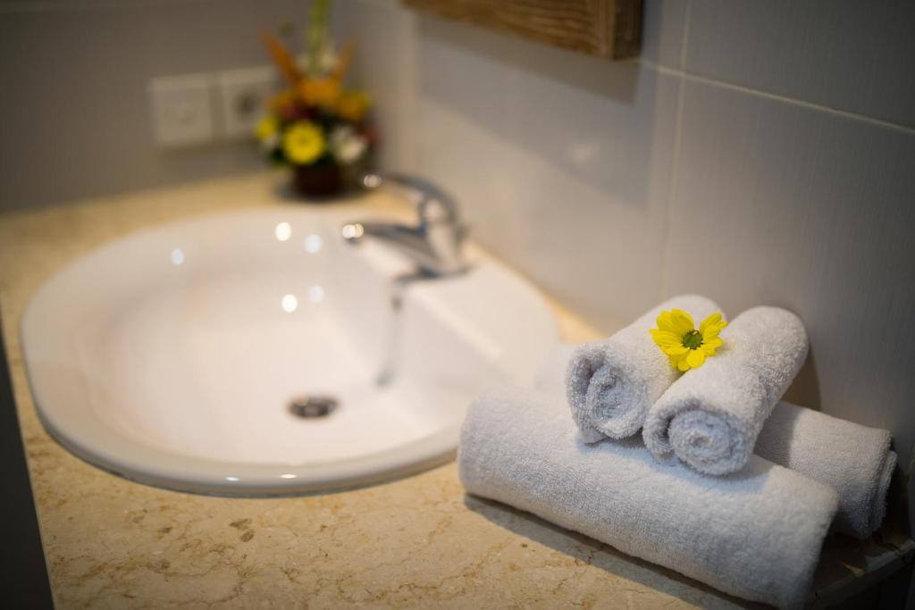 Koupelna v ubytování Pecatu Ubud Guest House