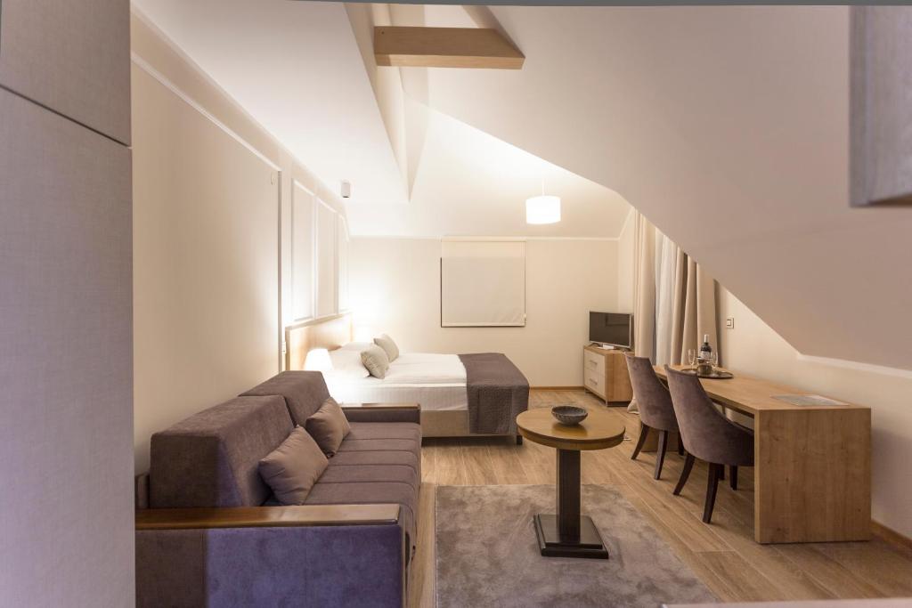 Zlatibor Hills - Studio Apartment