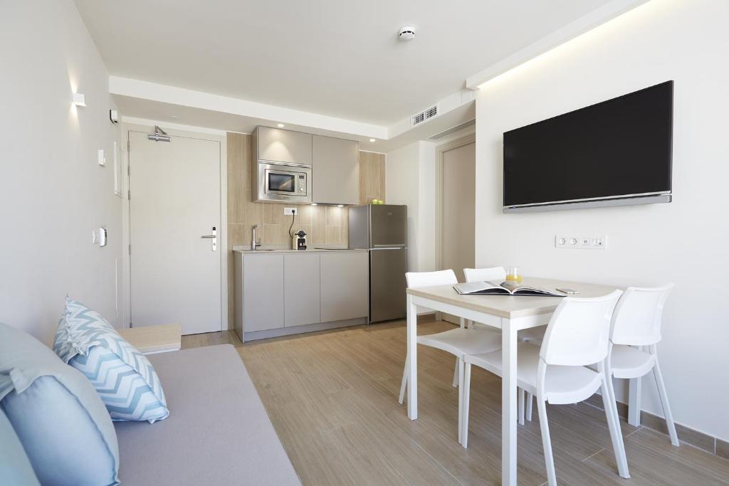 Don Cesar Boutique Apartments - Apartment With City View