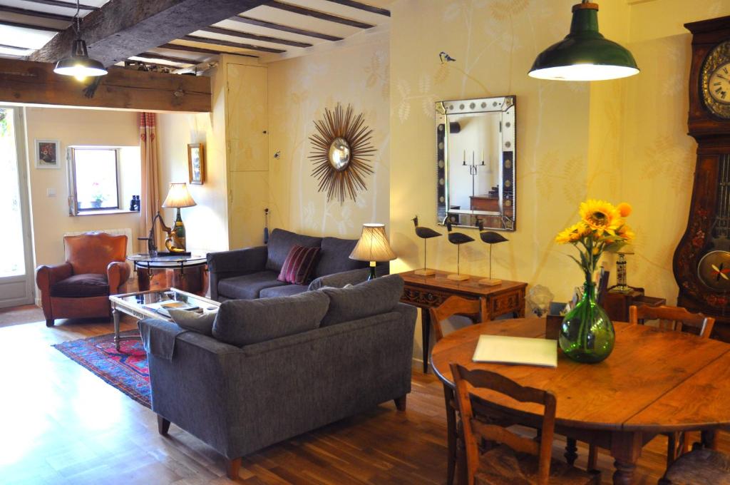 Gites Limousin - La Vienne - Maison De Deux Chambres