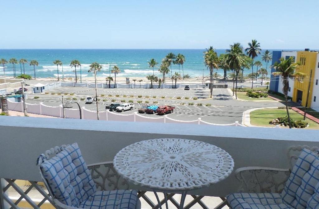 Apartment Oceanfront Vacation Rental, Santo Domingo, Dominican Republic