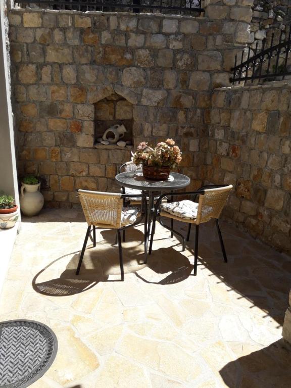 Apartments Antigona Old Town - Superior One-Bedroom Apartment With Terrace
