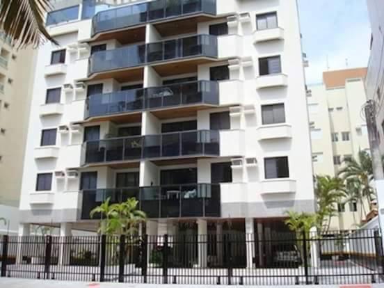  Apartamento Enseada