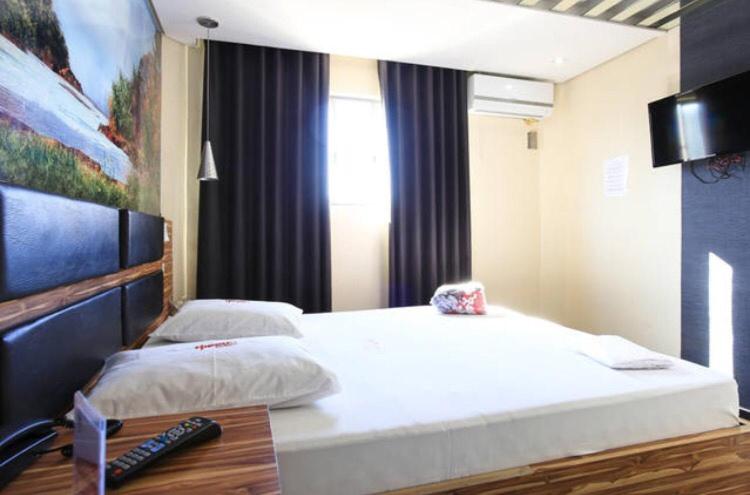  Hippus Motel (Adult Only)