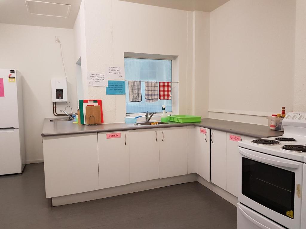 Kuchyň nebo kuchyňský kout v ubytování BK Hostel