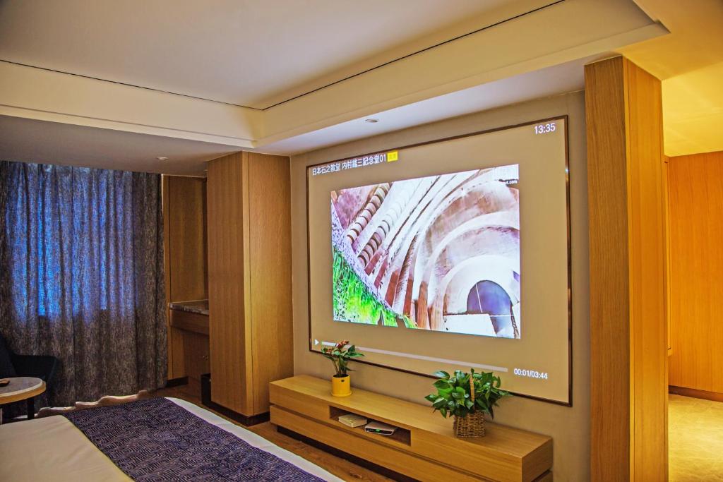 Lanmei Boutique Hotel West Station Branch Lanzhou (Lanzhou City Center Branch) - 高级双人间