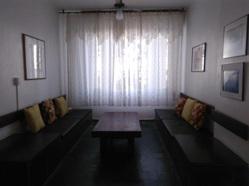  Apartamento no Guarujá - Praia das Pitangueiras